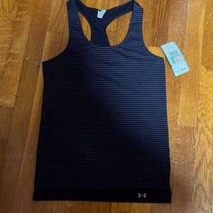 Womenswear Large UA FITTED TANK